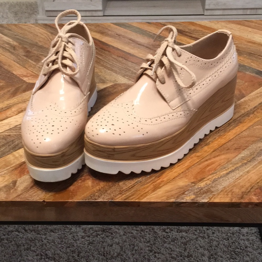 Nude platform loafers